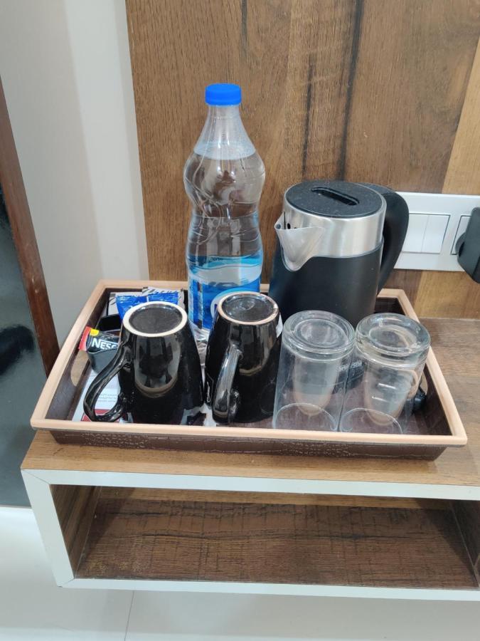 Guntas Residency Hotel Амритсар Екстериор снимка